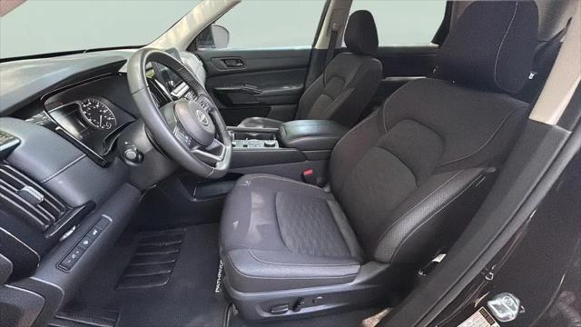 2024 Nissan Pathfinder SV 4WD