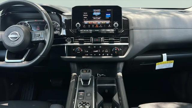 2024 Nissan Pathfinder SV 4WD