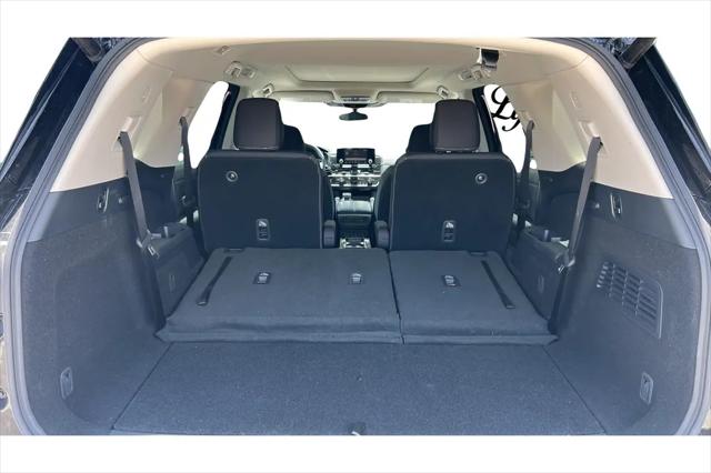 2024 Nissan Pathfinder SV 4WD