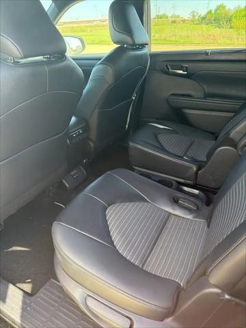 2025 Toyota Highlander XSE