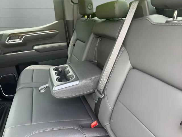 2026 Chevrolet Silverado 1500 4WD Crew Cab Short Bed RST