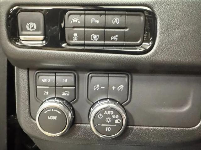 2026 GMC Yukon 4WD Denali