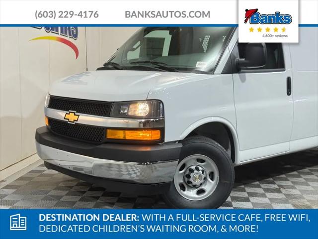 2026 Chevrolet Express Cargo Van 2500 Regular Wheelbase, WT, RWD