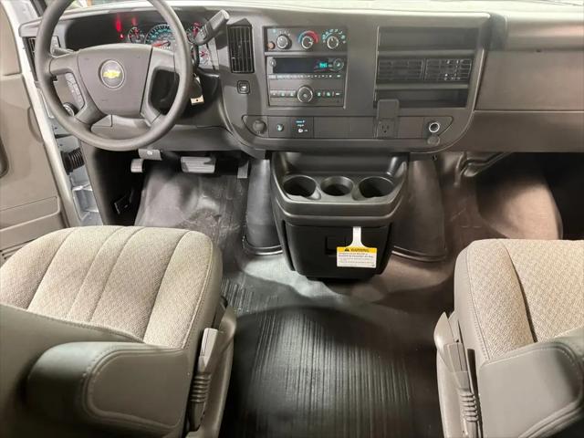 2026 Chevrolet Express Cargo Van 2500 Regular Wheelbase, WT, RWD