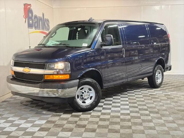 2026 Chevrolet Express Cargo Van 2500 Regular Wheelbase, WT, RWD