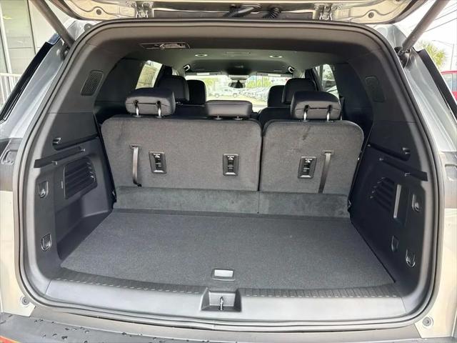 2026 Chevrolet Traverse FWD LT