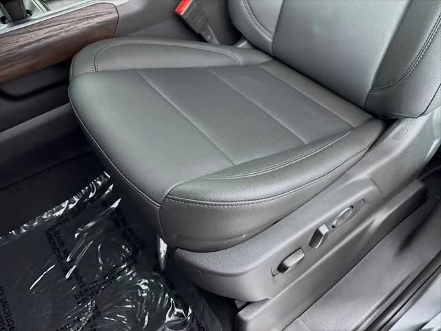 2026 GMC Sierra 1500 Crew Cab, Standard Bed, SLT, 4WD