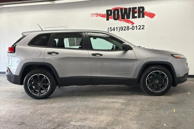 2017 Jeep Cherokee Sport FWD