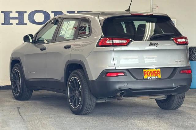 2017 Jeep Cherokee Sport FWD
