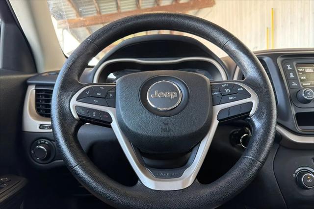 2017 Jeep Cherokee Sport FWD