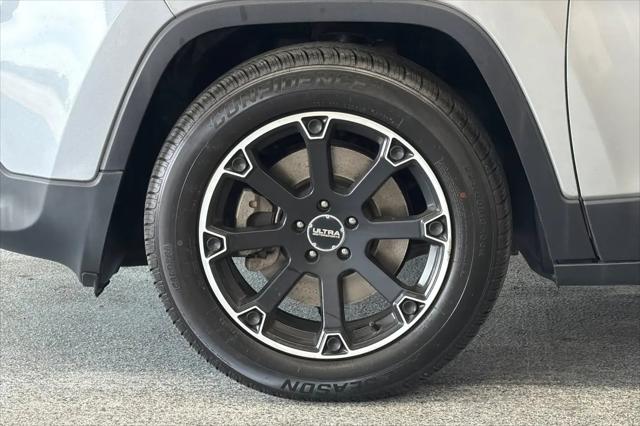 2017 Jeep Cherokee Sport FWD