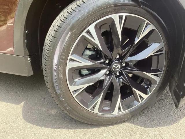 2024 Mazda X-90 Premium