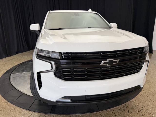 2022 Chevrolet Suburban 4WD RST
