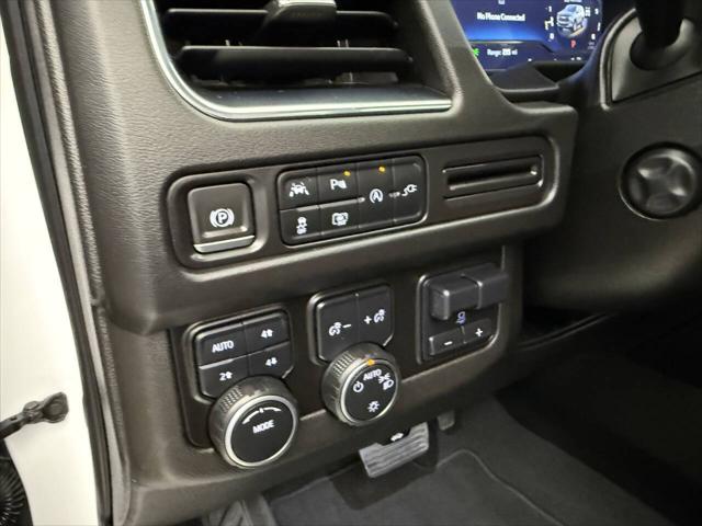 2022 Chevrolet Suburban 4WD RST