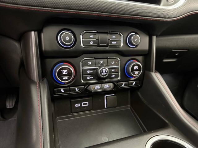 2022 Chevrolet Suburban 4WD RST