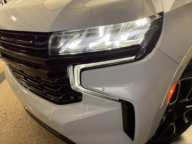 2022 Chevrolet Suburban 4WD RST