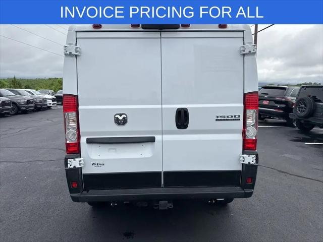 2026 Ram ProMaster Cargo Van Tradesman Low Roof 118" WB w/Pass Seat