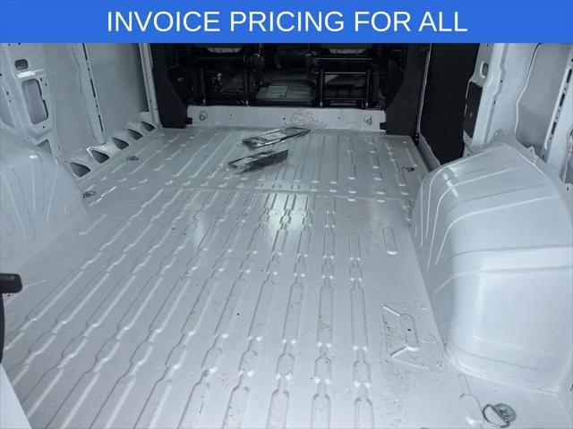 2026 Ram ProMaster Cargo Van Tradesman Low Roof 118" WB w/Pass Seat