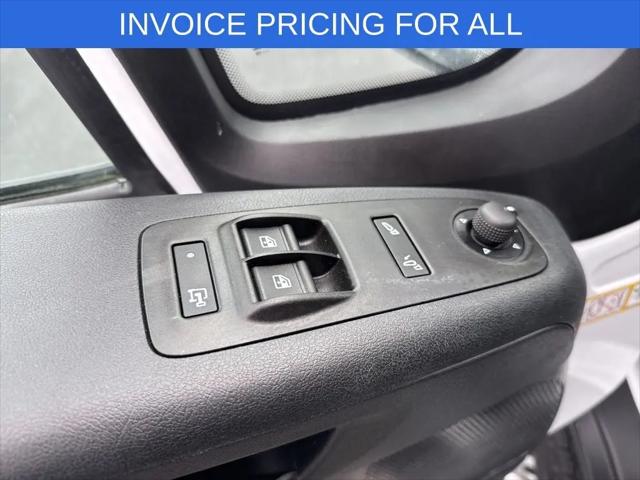 2026 Ram ProMaster Cargo Van Tradesman Low Roof 118" WB w/Pass Seat