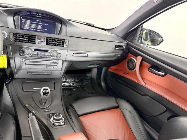 2011 BMW M3 Standard