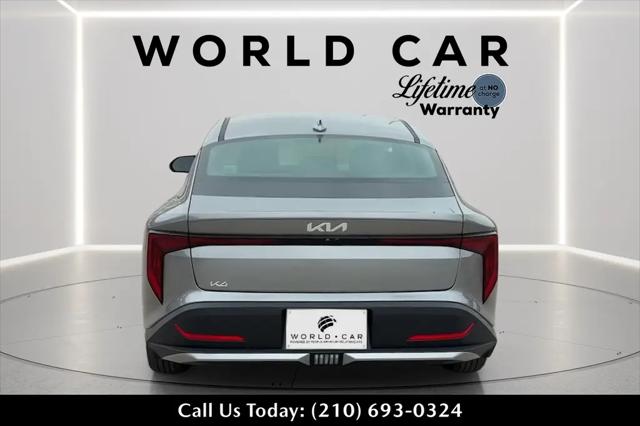2026 Kia K4 LXS