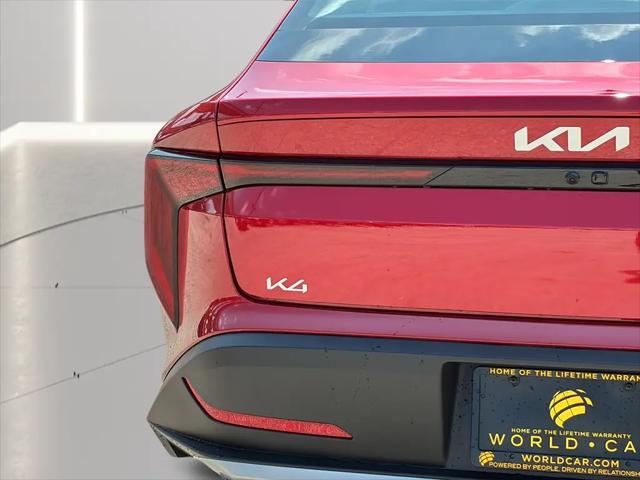 2026 Kia K4 LXS