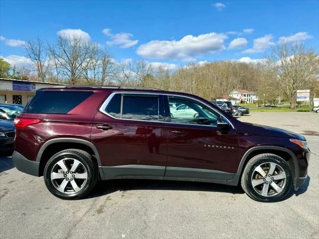 2020 Chevrolet Traverse AWD LT Leather