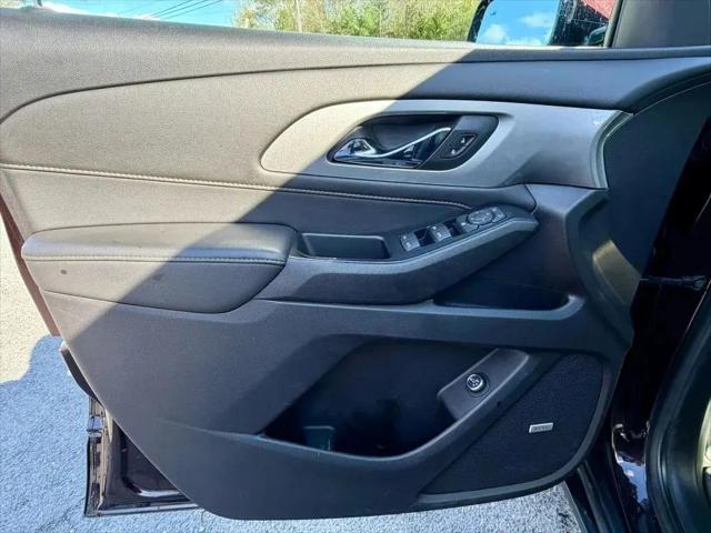 2020 Chevrolet Traverse AWD LT Leather