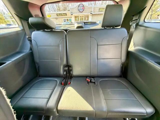 2020 Chevrolet Traverse AWD LT Leather