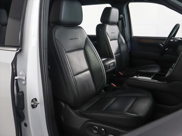 2025 GMC Yukon XL 4WD Denali
