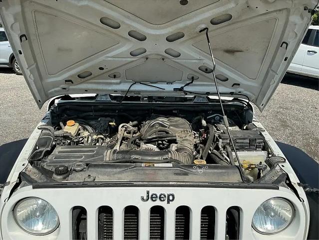 2014 Jeep Wrangler Unlimited Sport RHD