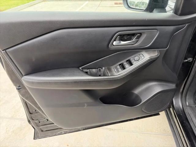 2025 Nissan Rogue SV FWD