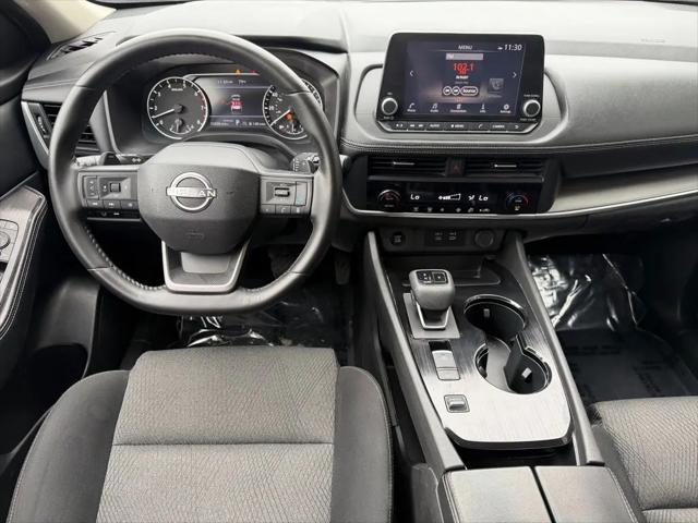 2025 Nissan Rogue SV FWD