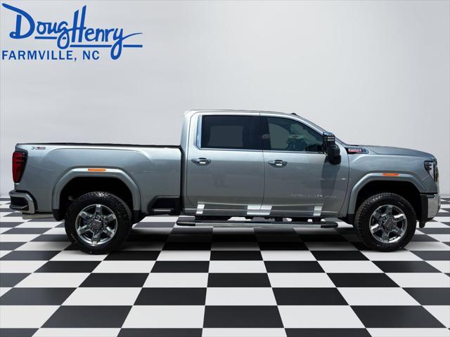 2026 GMC Sierra 2500HD Crew Cab, Standard Bed, SLT, 4WD