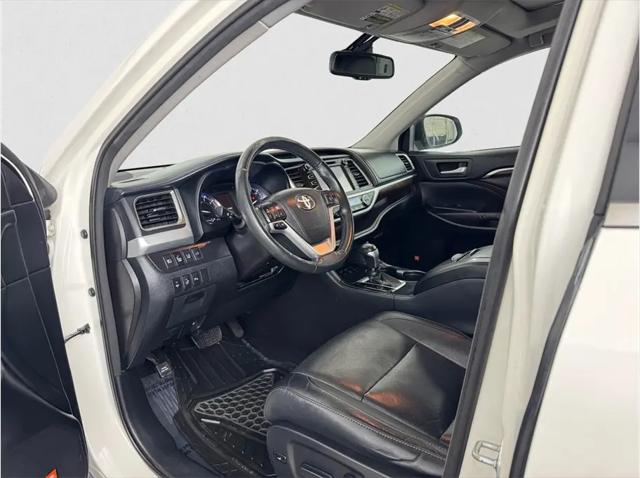 2015 Toyota Highlander Limited Platinum V6