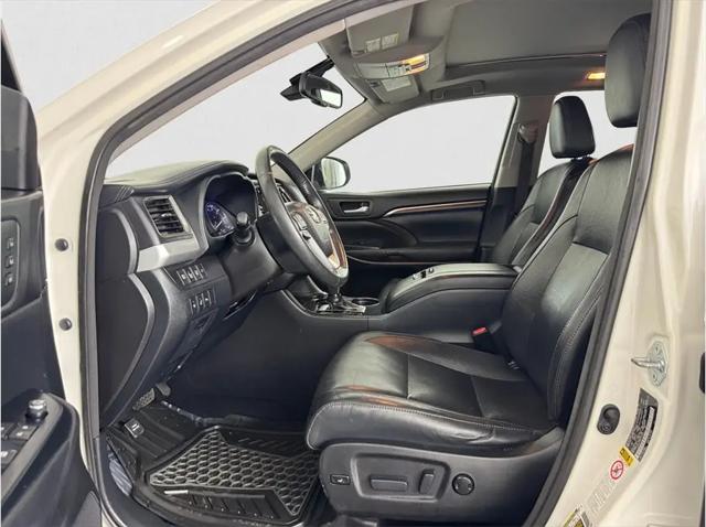 2015 Toyota Highlander Limited Platinum V6