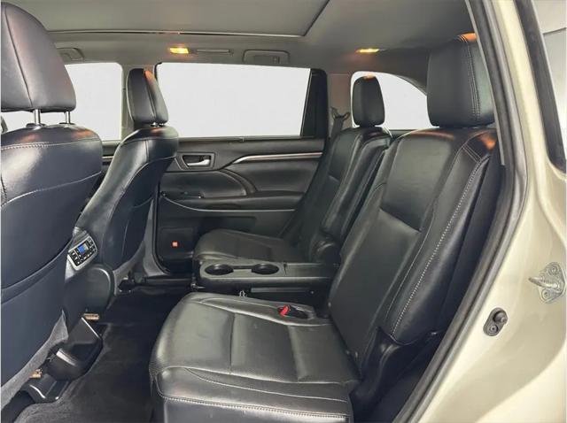 2015 Toyota Highlander Limited Platinum V6