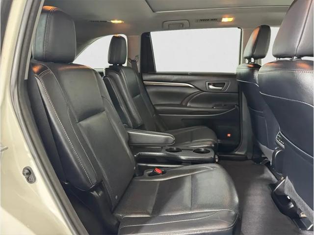 2015 Toyota Highlander Limited Platinum V6