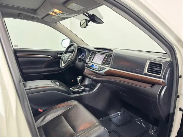 2015 Toyota Highlander Limited Platinum V6