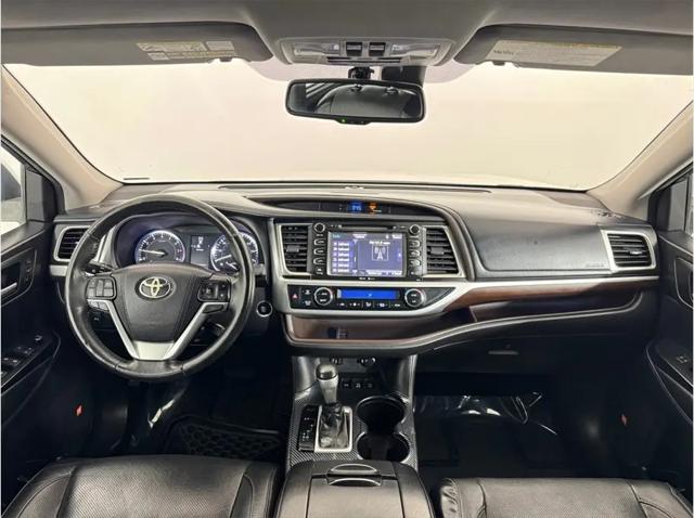 2015 Toyota Highlander Limited Platinum V6