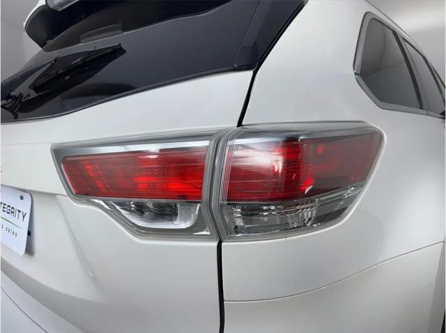 2015 Toyota Highlander Limited Platinum V6