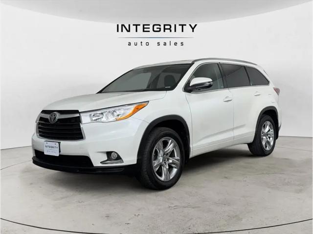 2015 Toyota Highlander Limited Platinum V6 for sale in Sacramento, CA