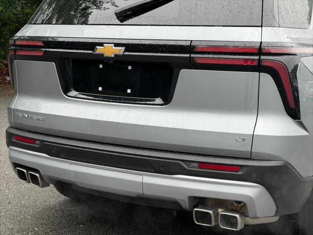 2024 Chevrolet Traverse FWD LT