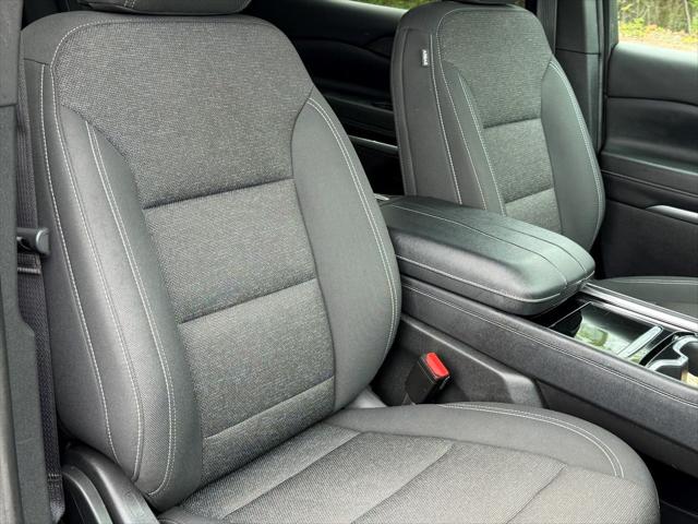 2024 Chevrolet Traverse FWD LT