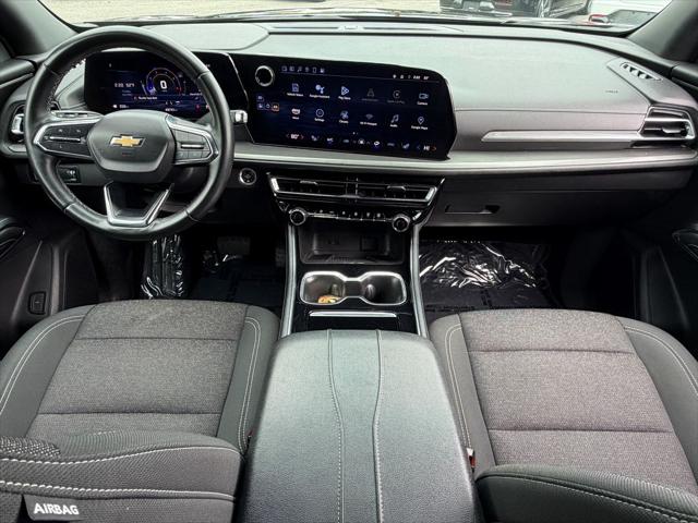 2024 Chevrolet Traverse FWD LT