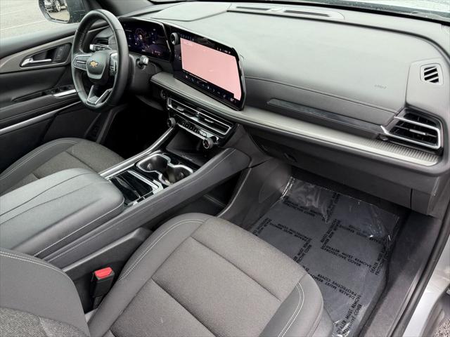 2024 Chevrolet Traverse FWD LT