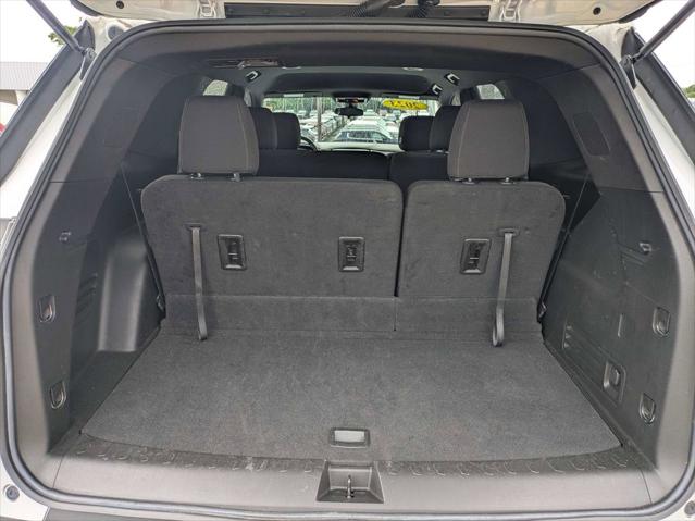 2023 Chevrolet Traverse FWD LT Cloth