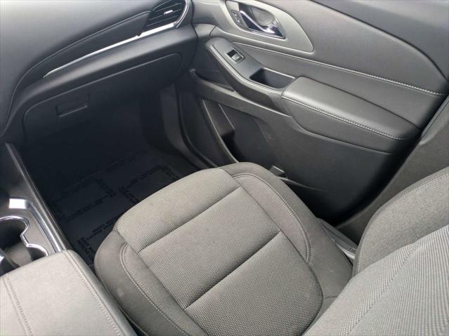 2023 Chevrolet Traverse FWD LT Cloth