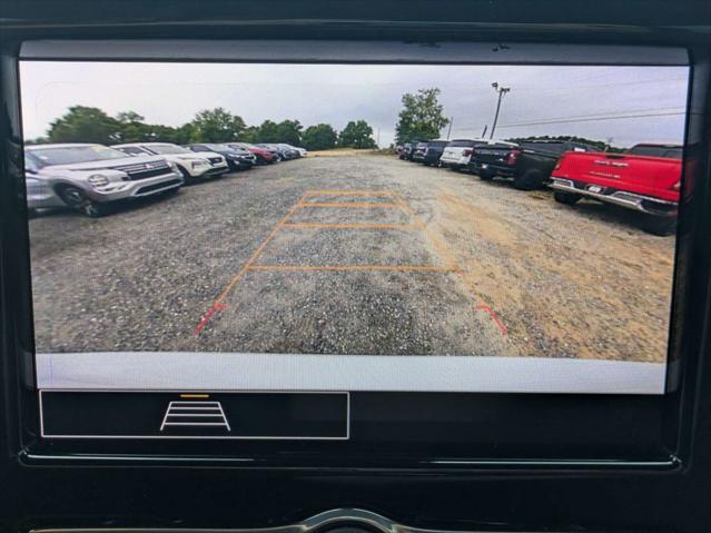 2023 Chevrolet Traverse FWD LT Cloth