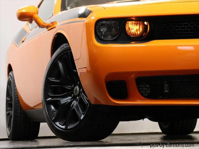 2014 Dodge Challenger R/T Plus